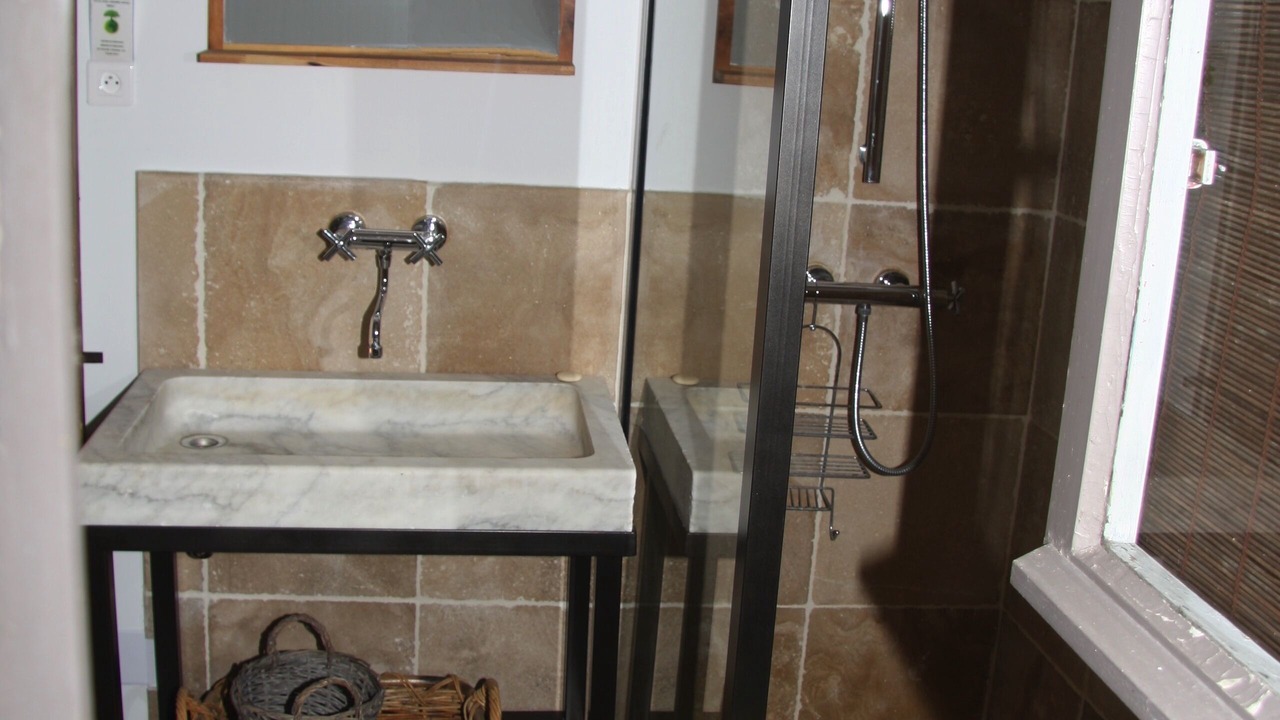 Photo of Bathroom in Sainte-Anastasie