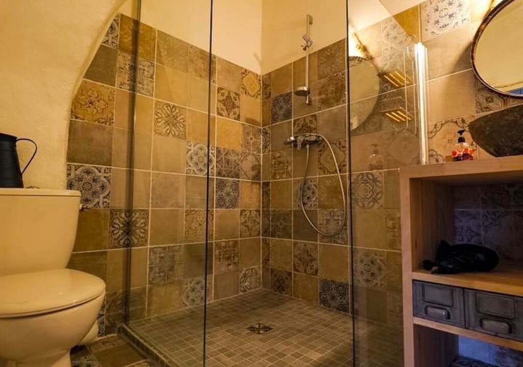 Photo of Bathroom in Saint-Andre-de-Roquepertuis
