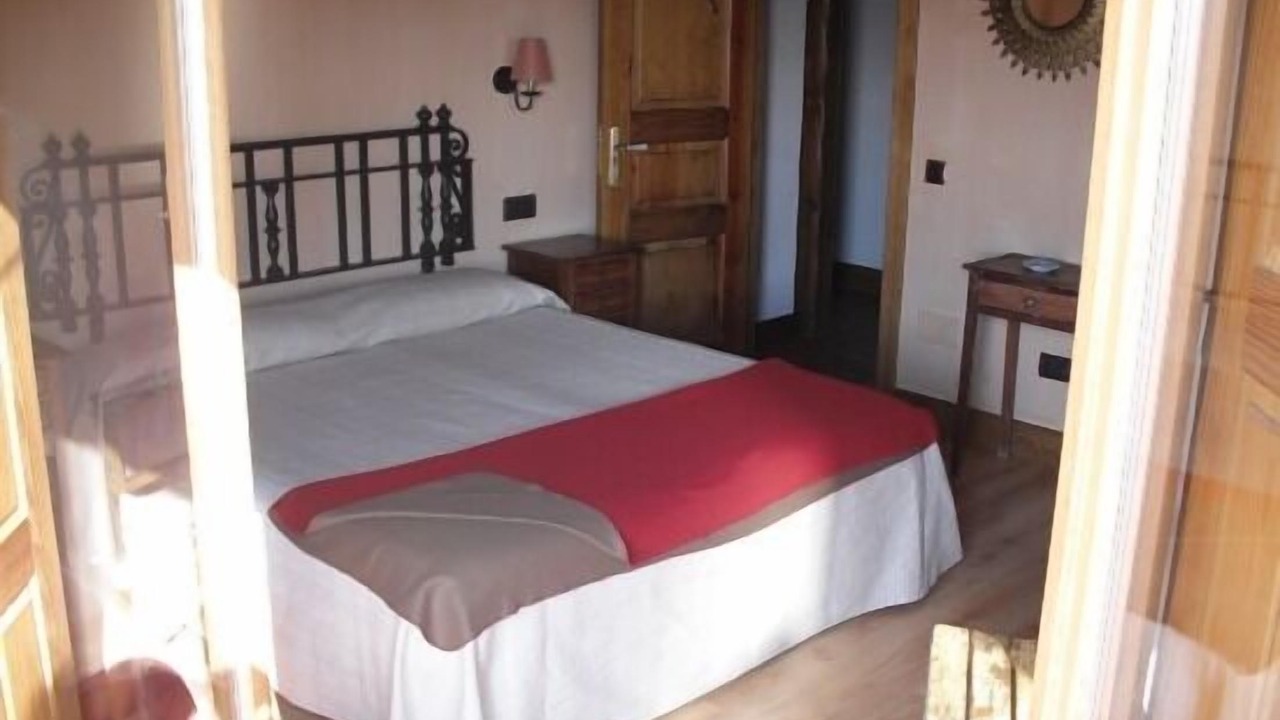Photo of Bedroom in Otero de Herreros