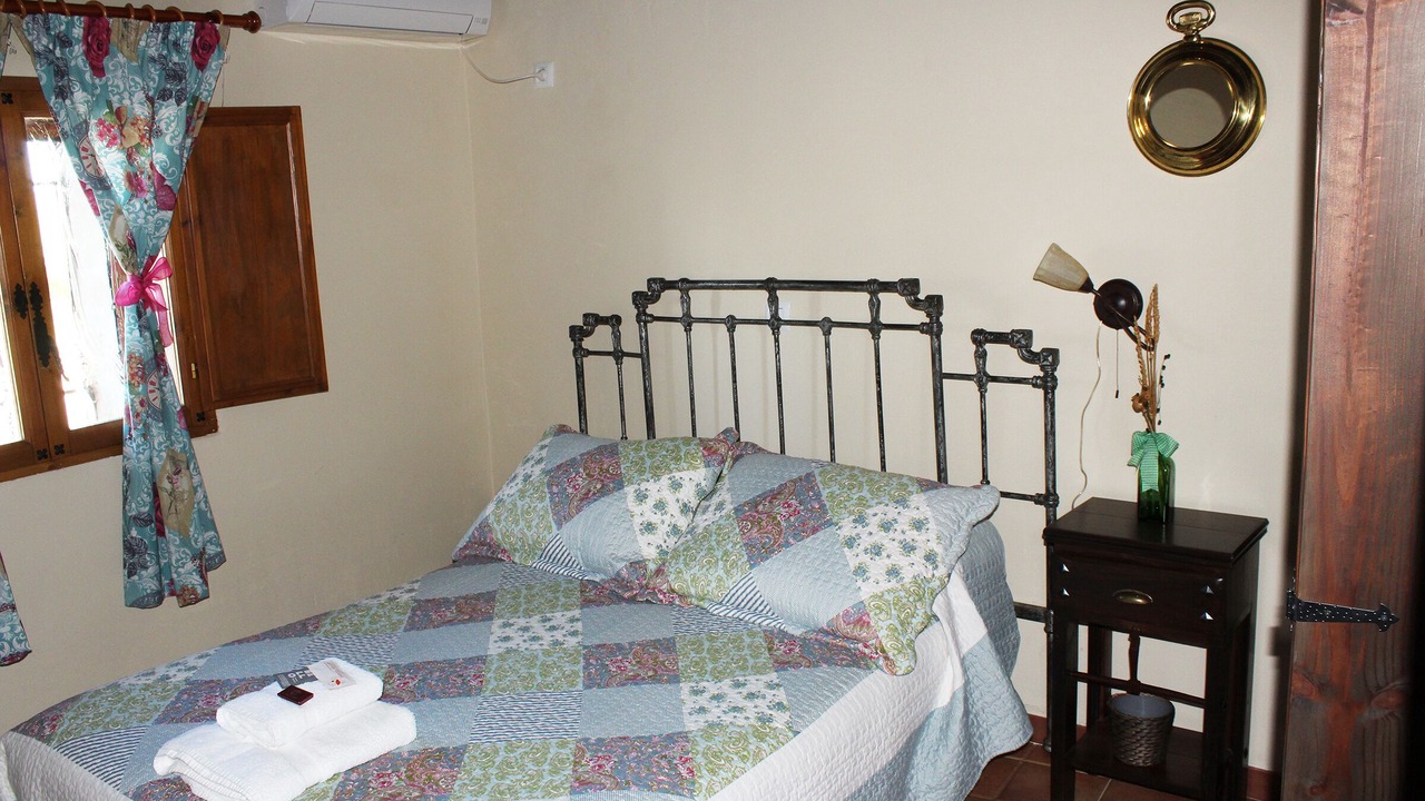 Photo of Bedroom in Valdelacasa de Tajo