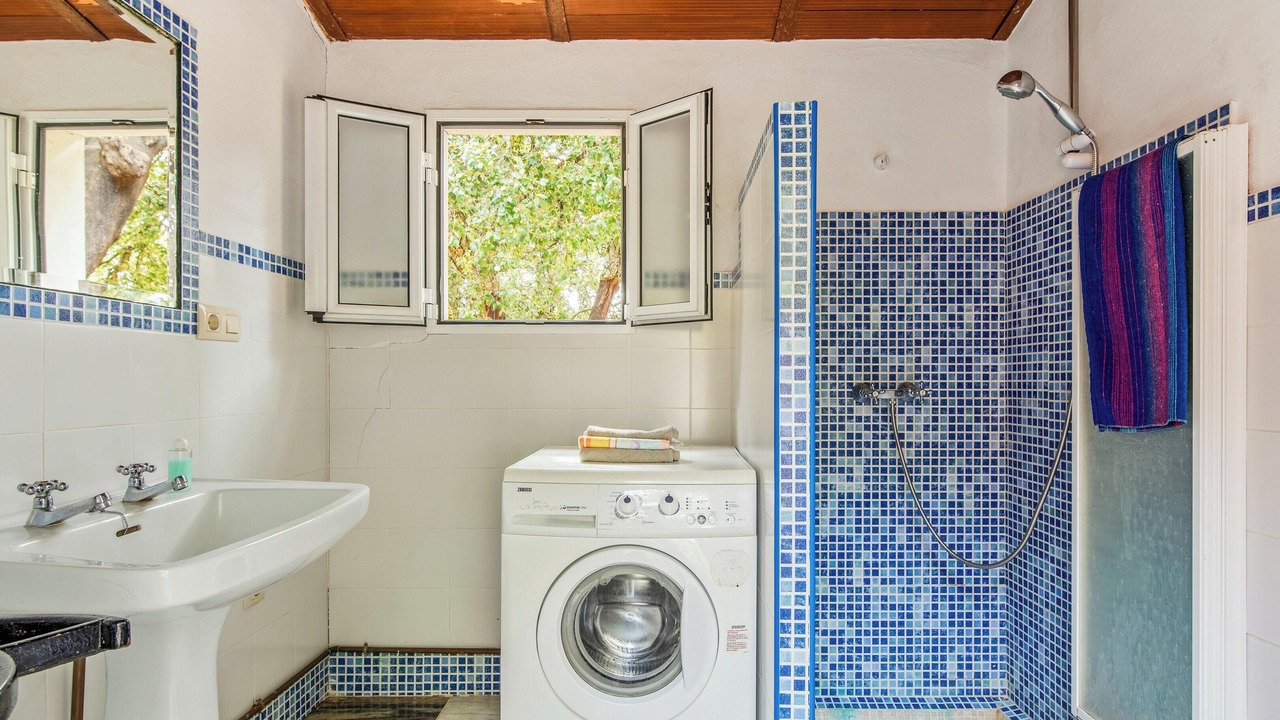 Photo of Bathroom in Calabazares