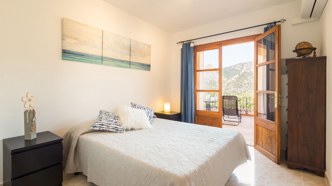 Photo of Bedroom in Bunyola