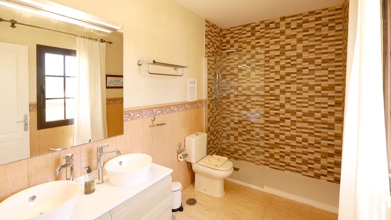 Photo of Bathroom in Costa Teguise