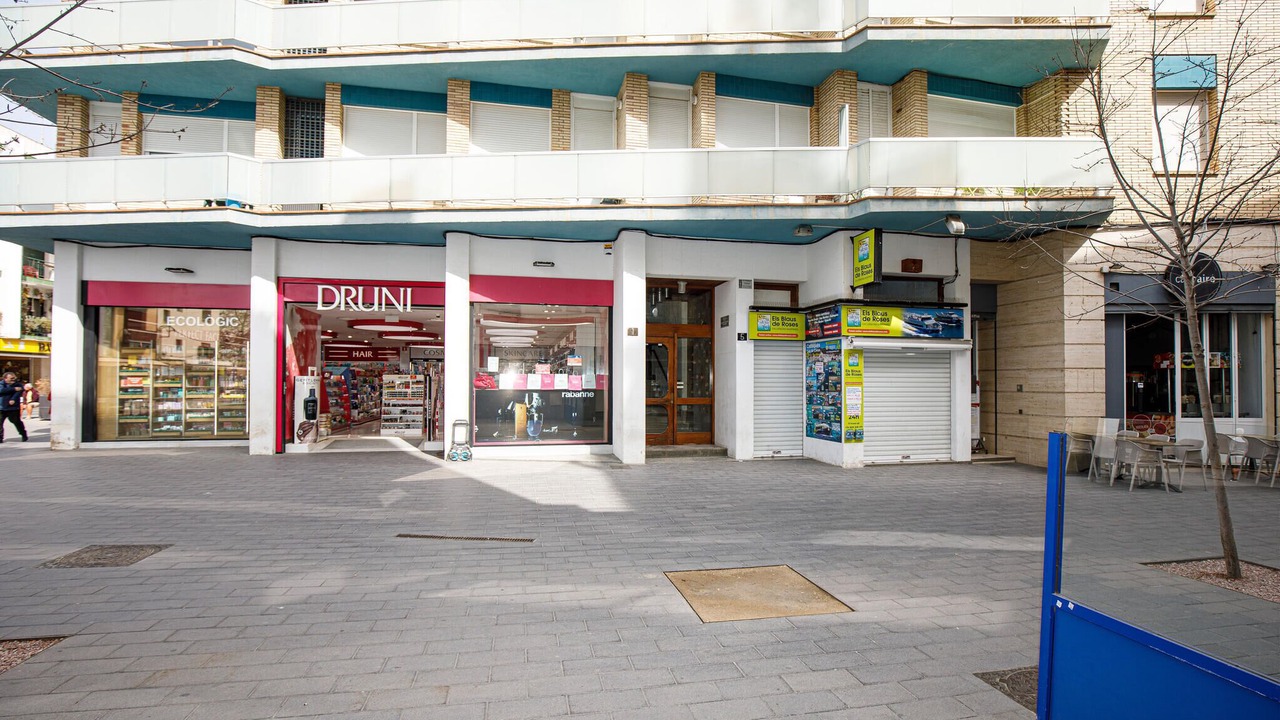 Photo of Others in Roses Town Center