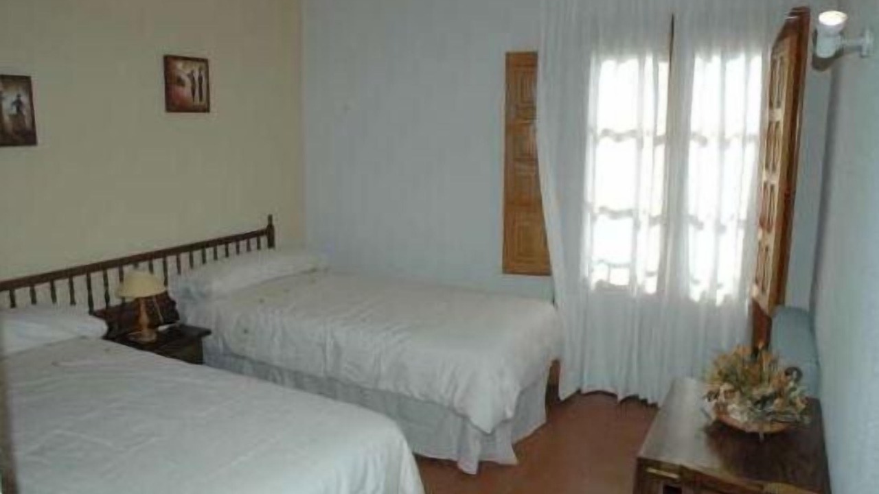 Photo of Bedroom in Alocen