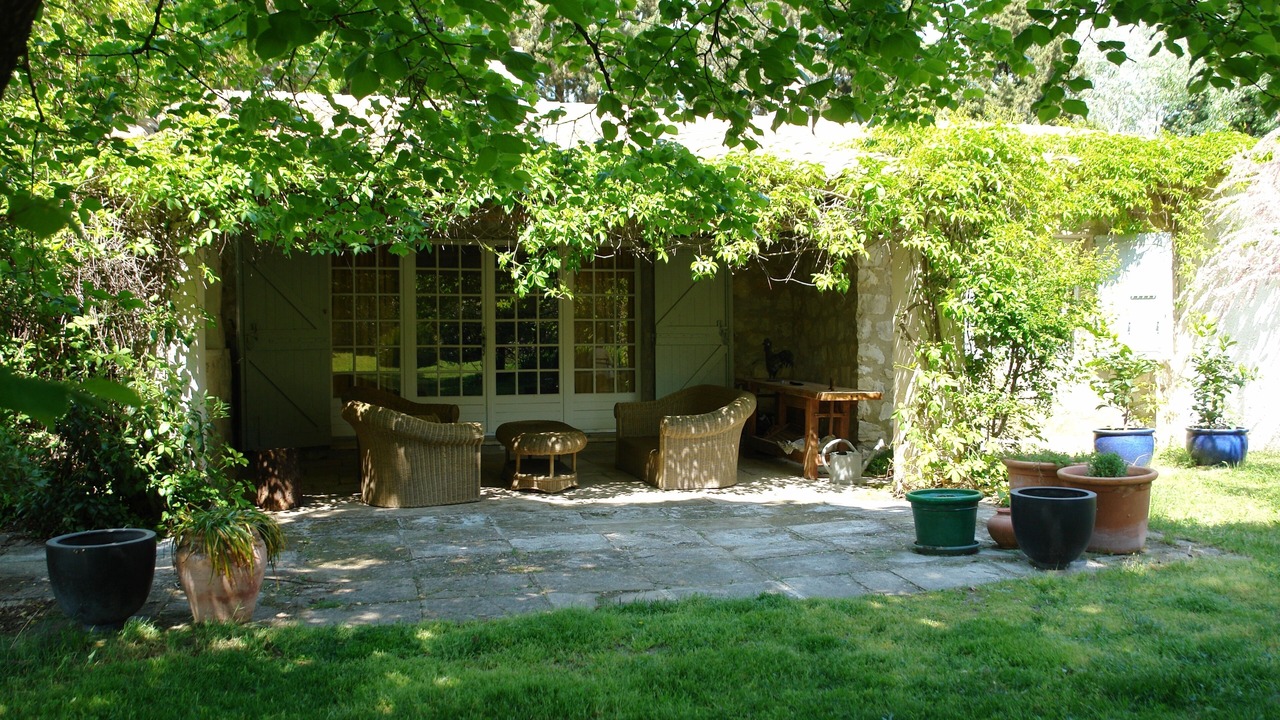 Photo of Patio Balcony in Eygalieres