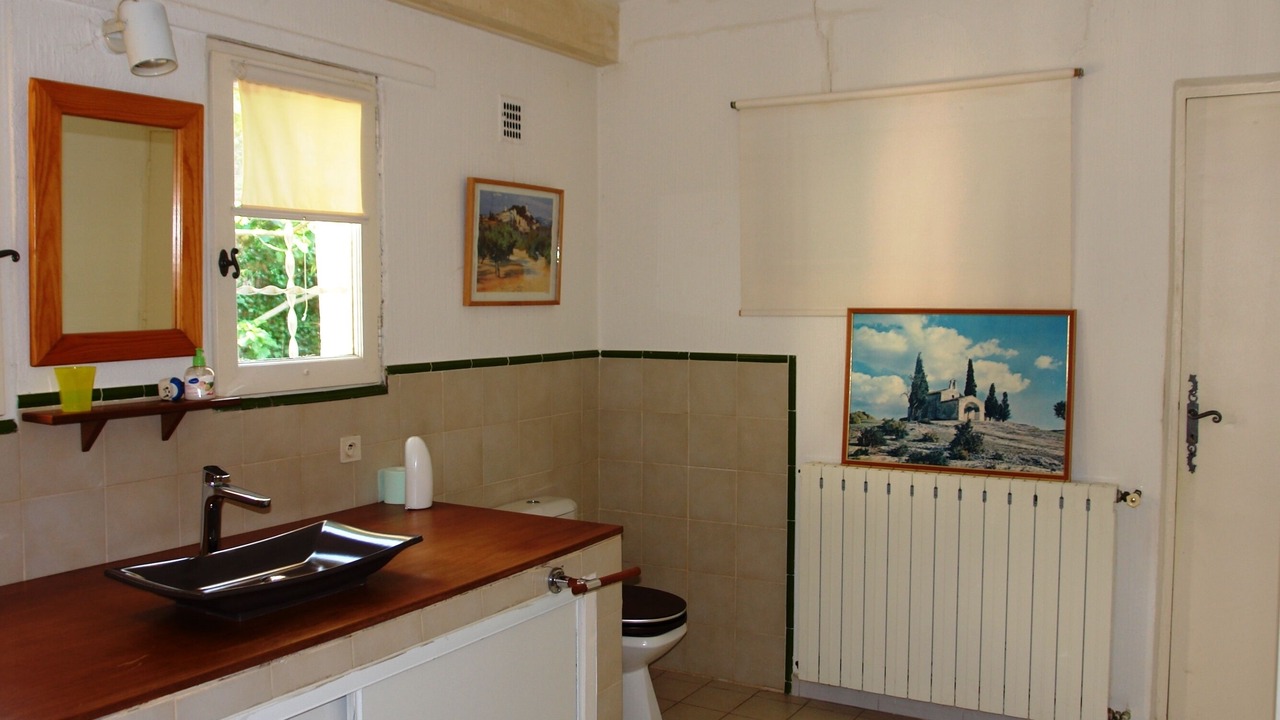 Photo of Bathroom in Eygalieres