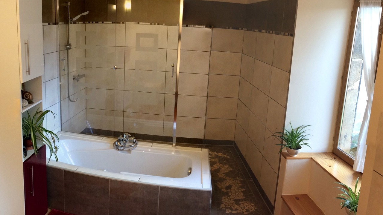 Photo of Bathroom in Brousse-le-Chateau
