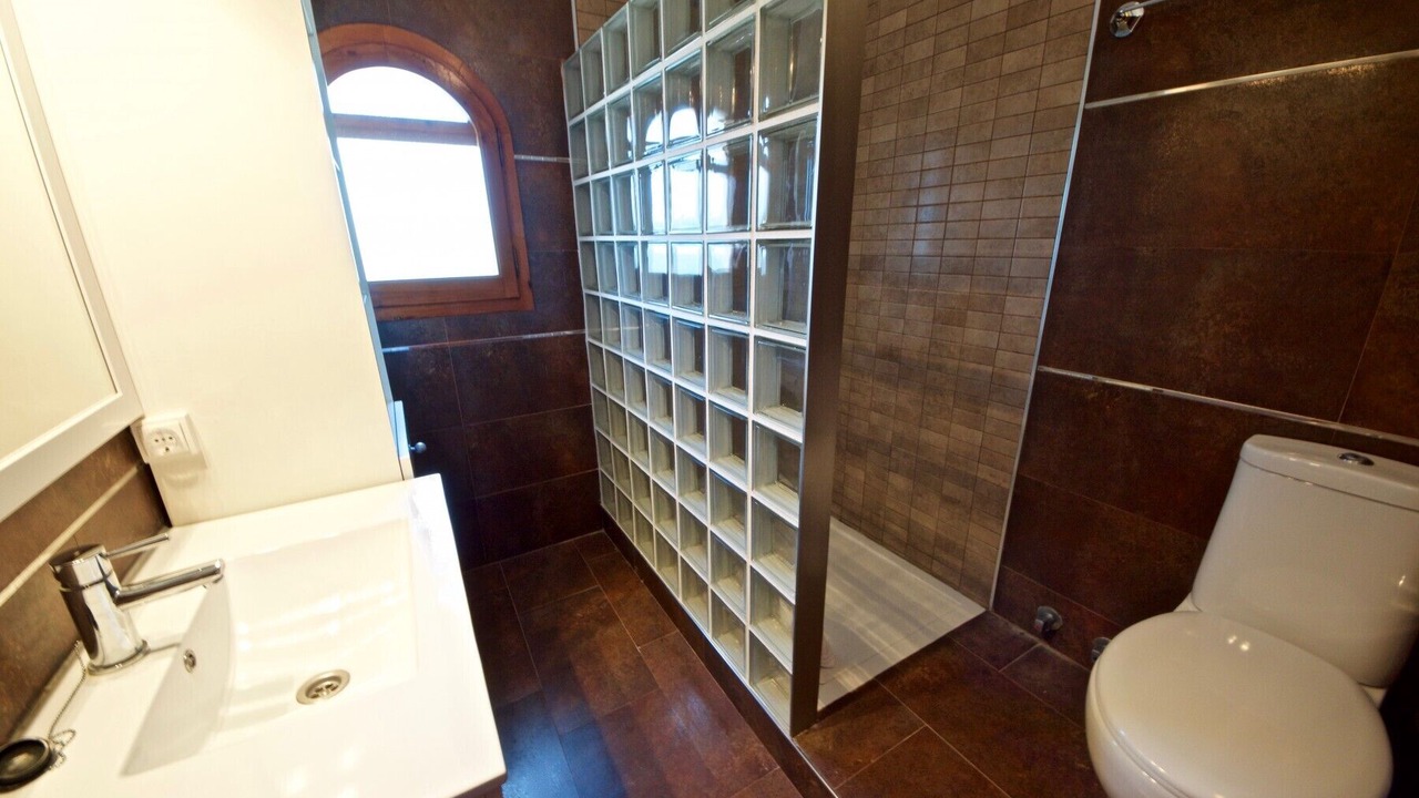 Photo of Bathroom in L'Ampolla