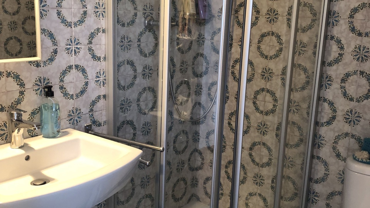 Photo of Bathroom in Palau-Saverdera