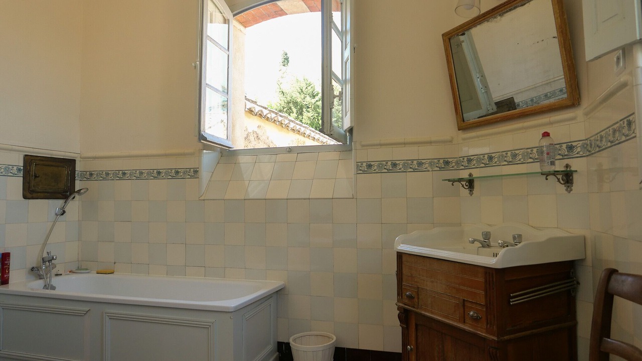 Photo of Bathroom in Rochegude
