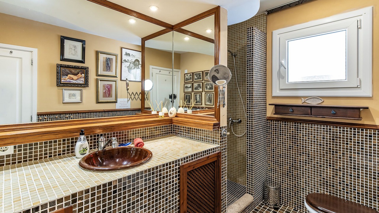 Photo of Bathroom in El Toro