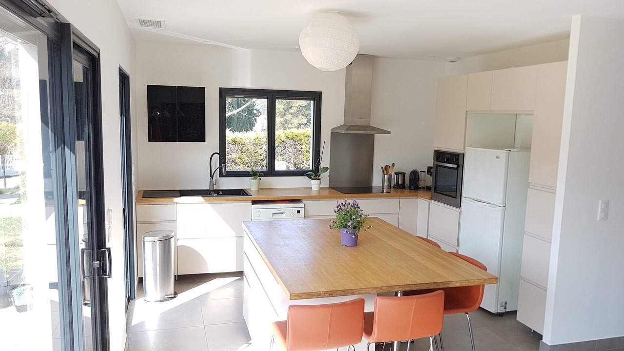 Photo of Kitchen in Bouc-Bel-Air