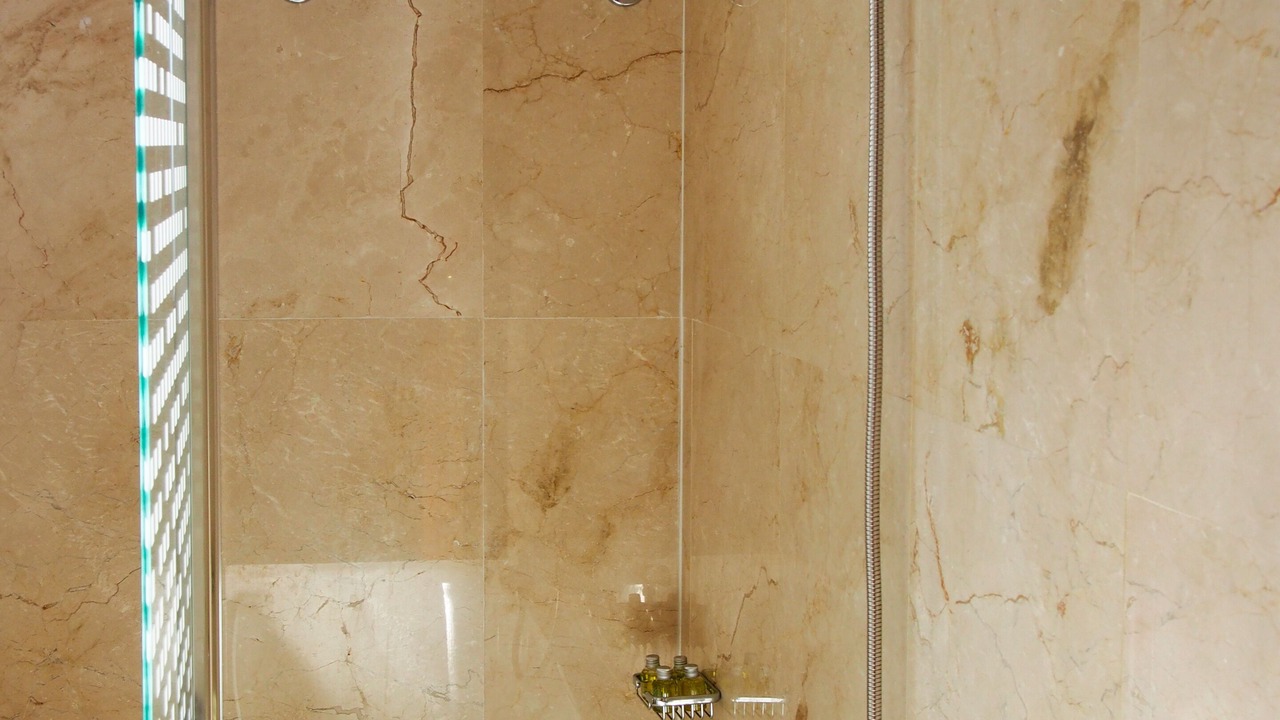 Photo of Bathroom in Orellana la Vieja