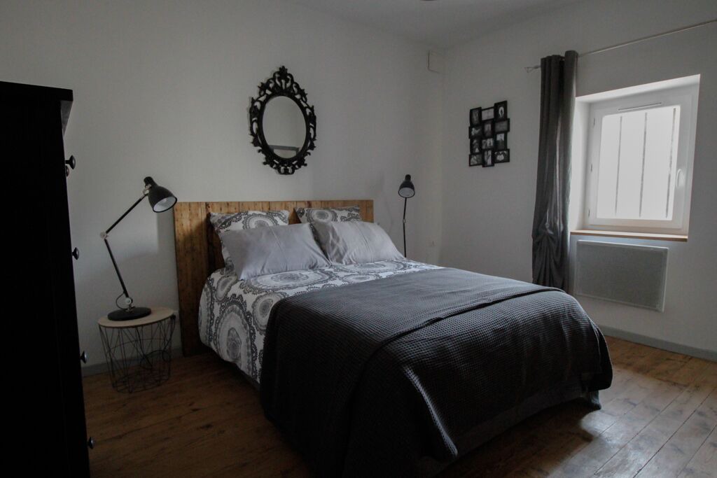 Photo of Bedroom in Saint-Etienne-du-Gres