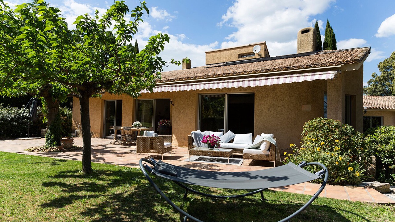 Photo of Patio Balcony in Chateauneuf-de-Gadagne