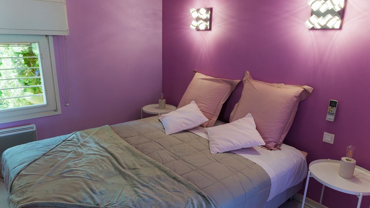 Photo of Bedroom in Chateauneuf-de-Gadagne