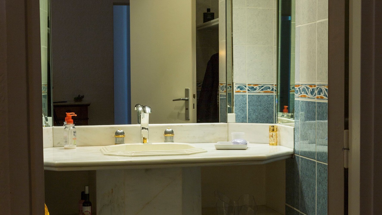Photo of Bathroom in Chateauneuf-de-Gadagne