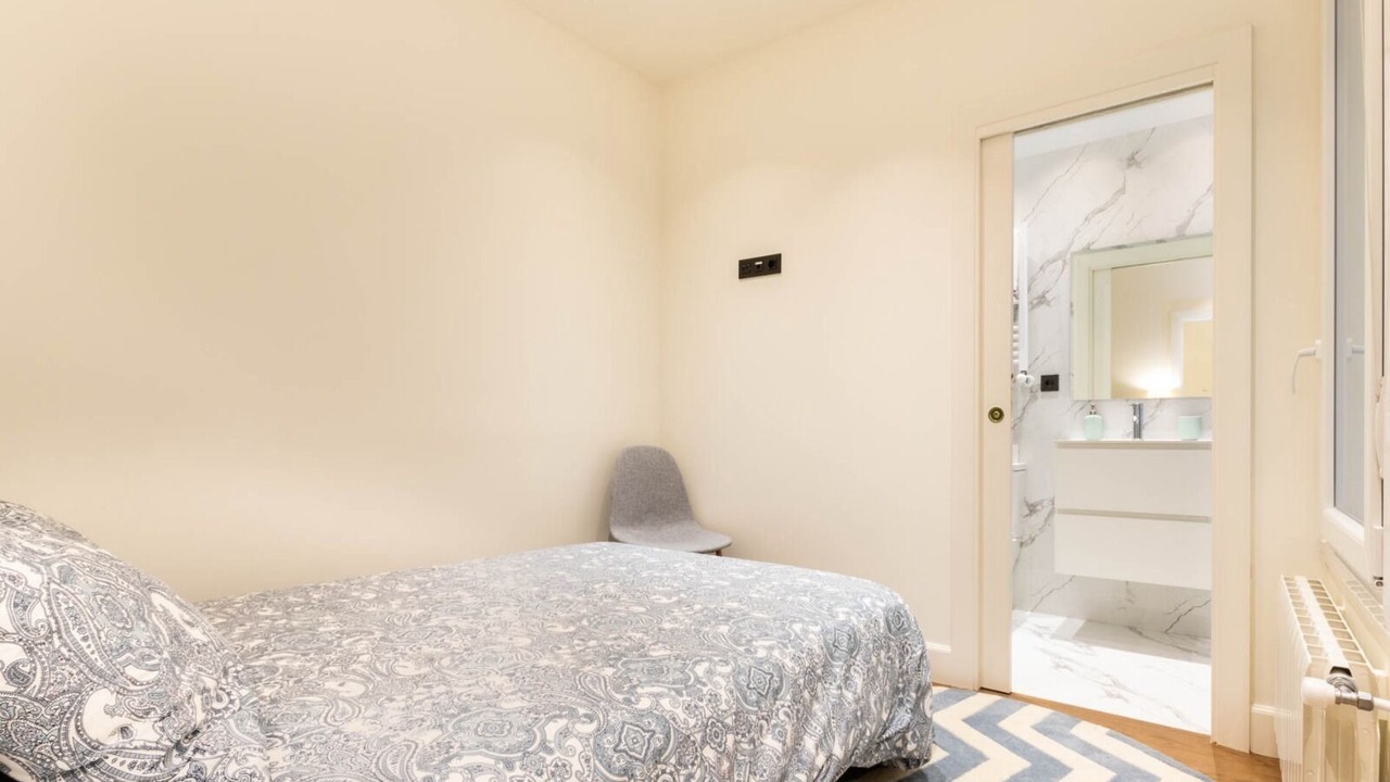 Photo of Bedroom in Abando