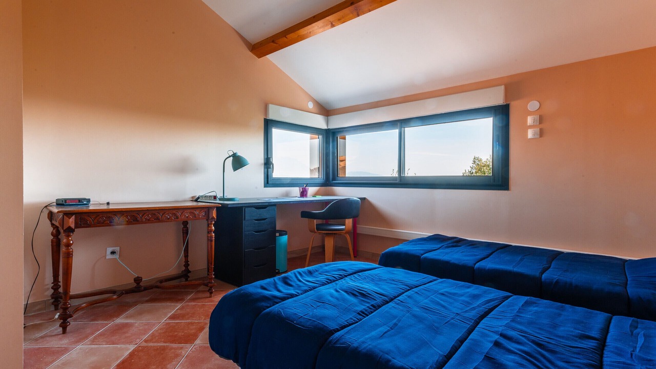 Photo of Bedroom in Reauville