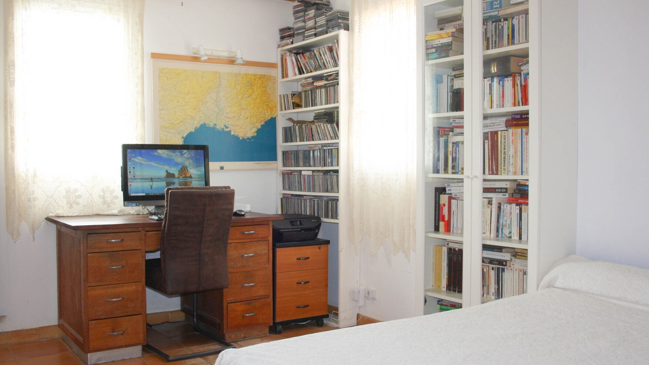 Photo of Bedroom in Saint-Jean-de-Cuculles