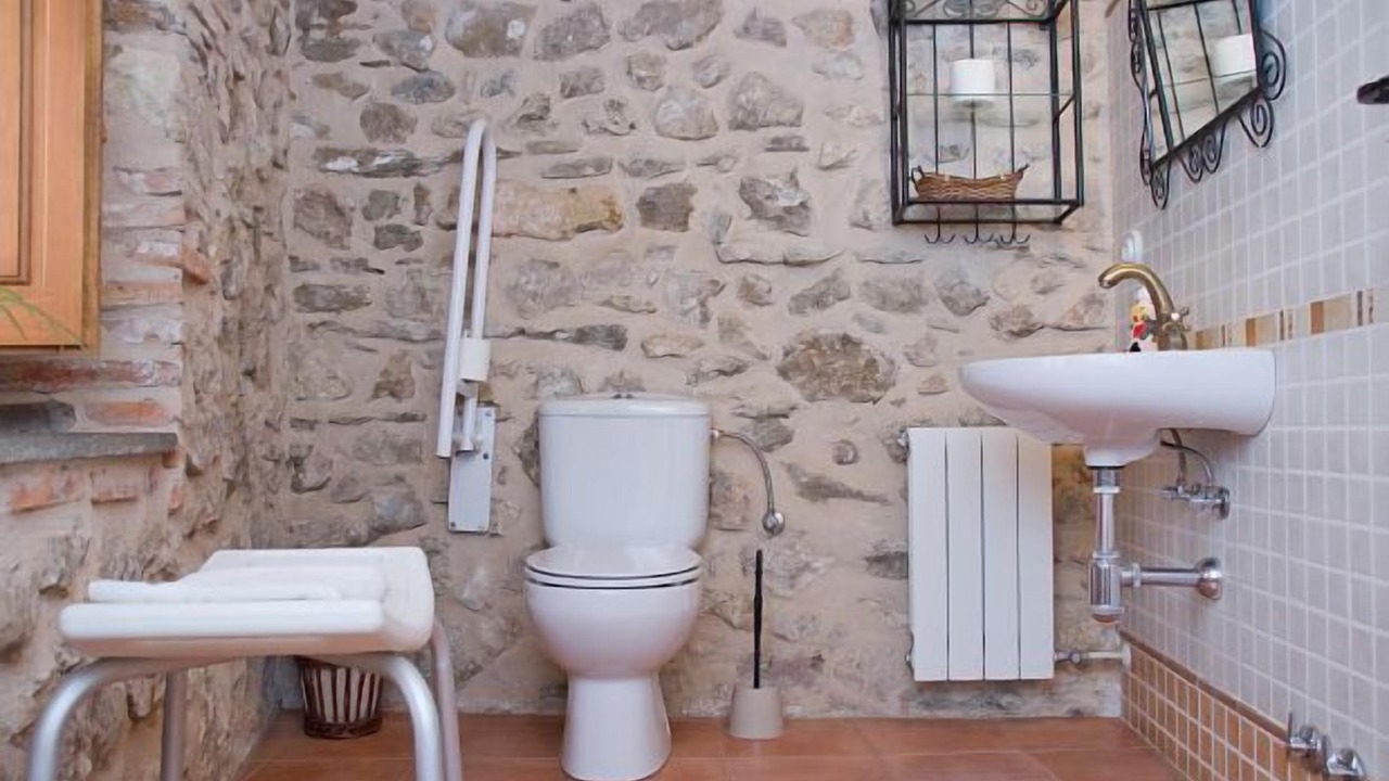 Photo of Bathroom in Armuna