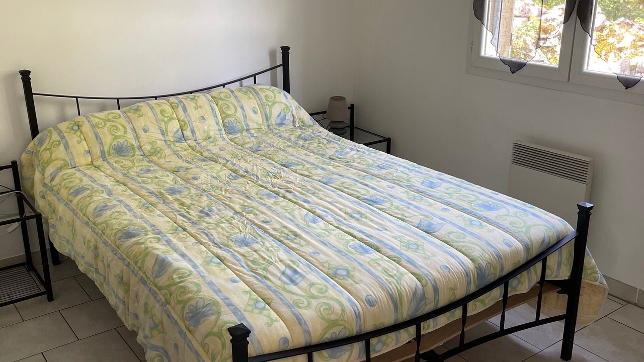 Photo of Bedroom in Saint Alban Auriolles