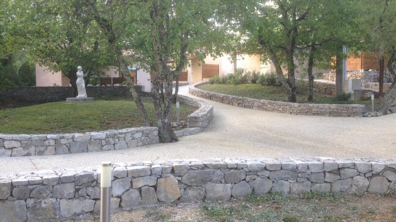 Photo of Outdoor in Saint Alban Auriolles