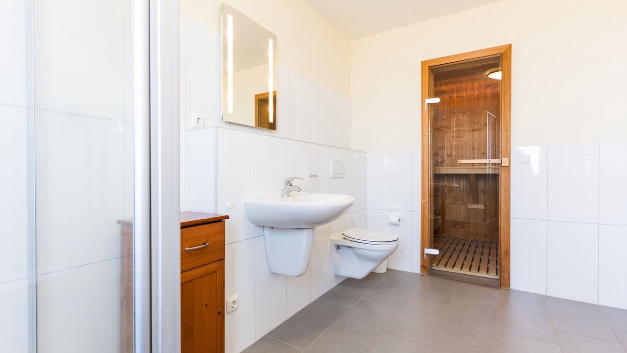 Photo of Bathroom in Staberdorf