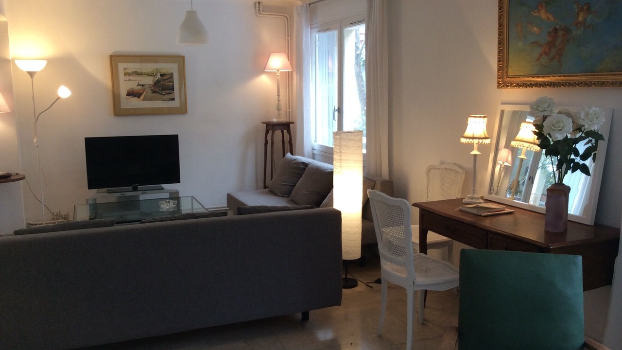 Photo of Livingroom in Cadereau