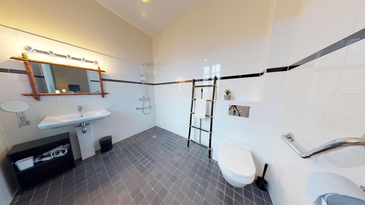 Photo of Bathroom in Fabrezan