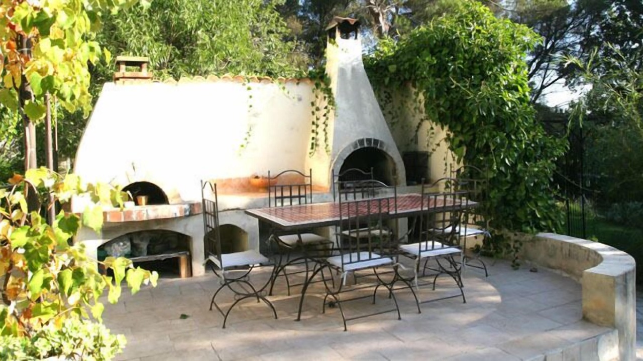 Photo of Outdoor in Mimet