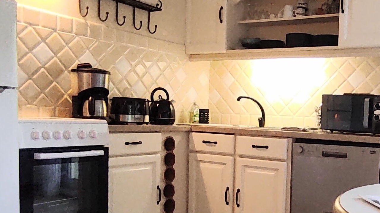 Photo of Kitchen in Mimet