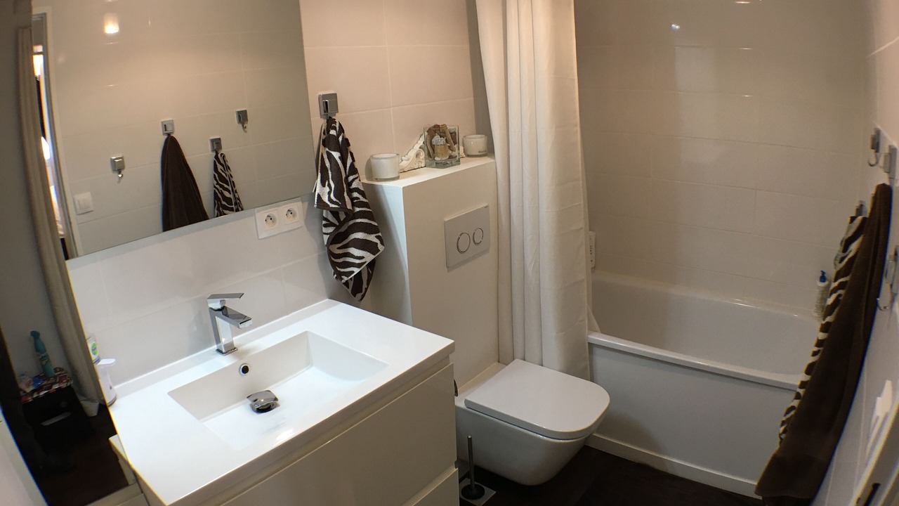 Photo of Bathroom in Ferney-Voltaire