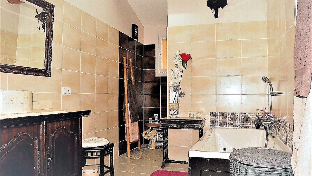 Photo of Bathroom in La Roque-sur-Ceze