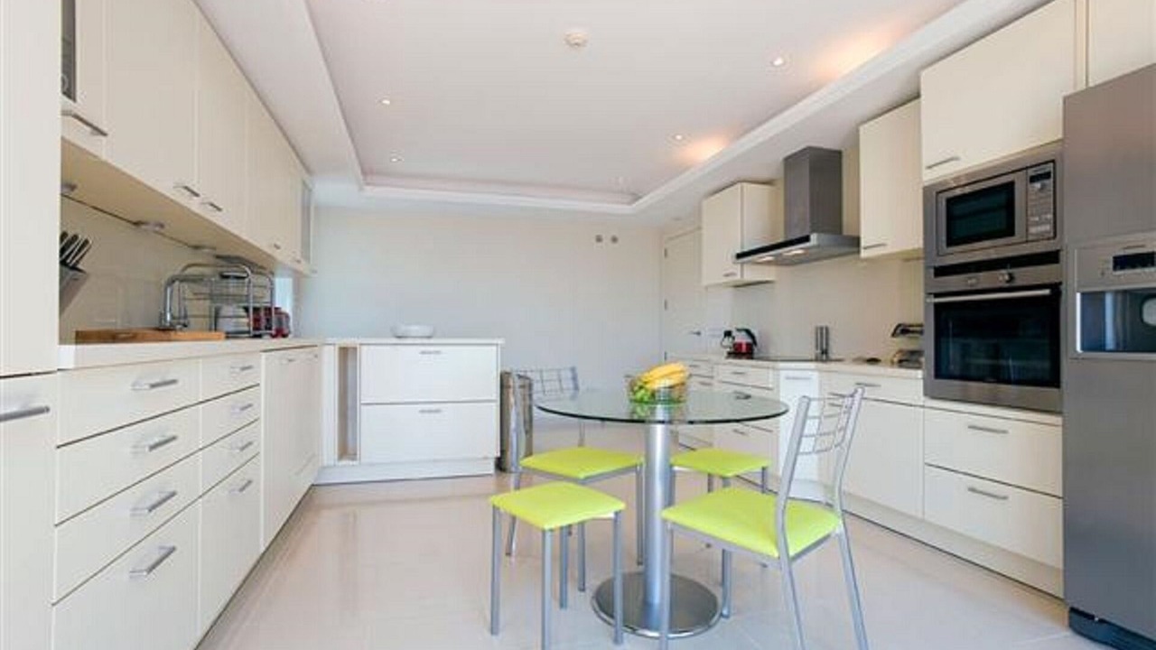 Photo of Kitchen in New Golden Mile