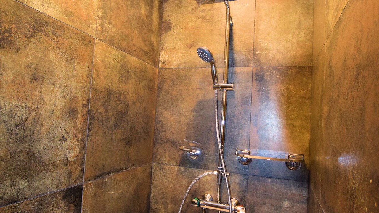 Photo of Bathroom in Cadenet