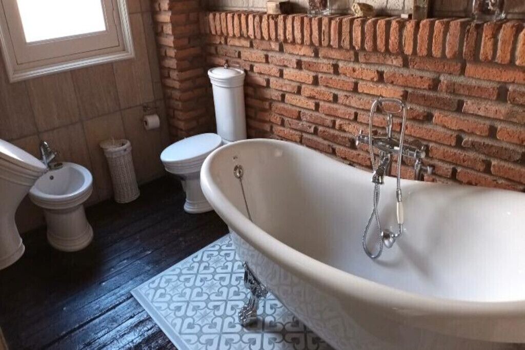 Photo of Bathroom in Laredo