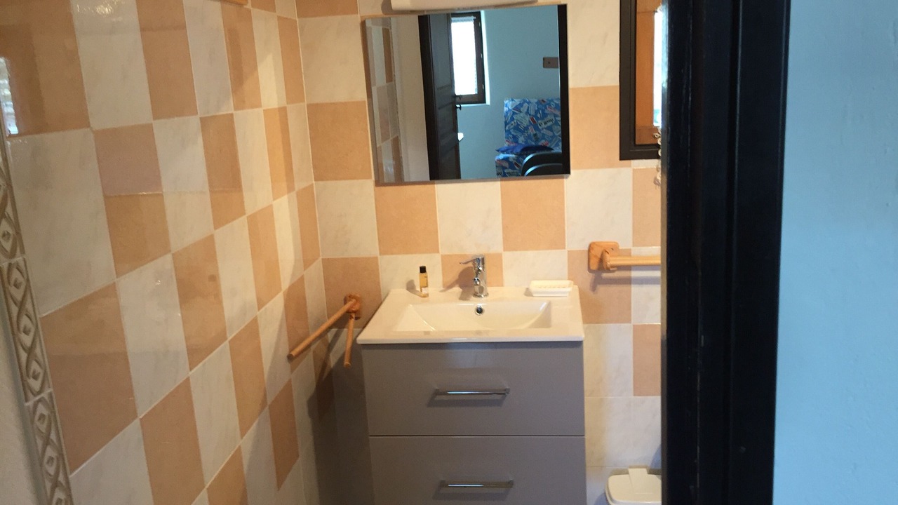 Photo of Bathroom in Lagorce