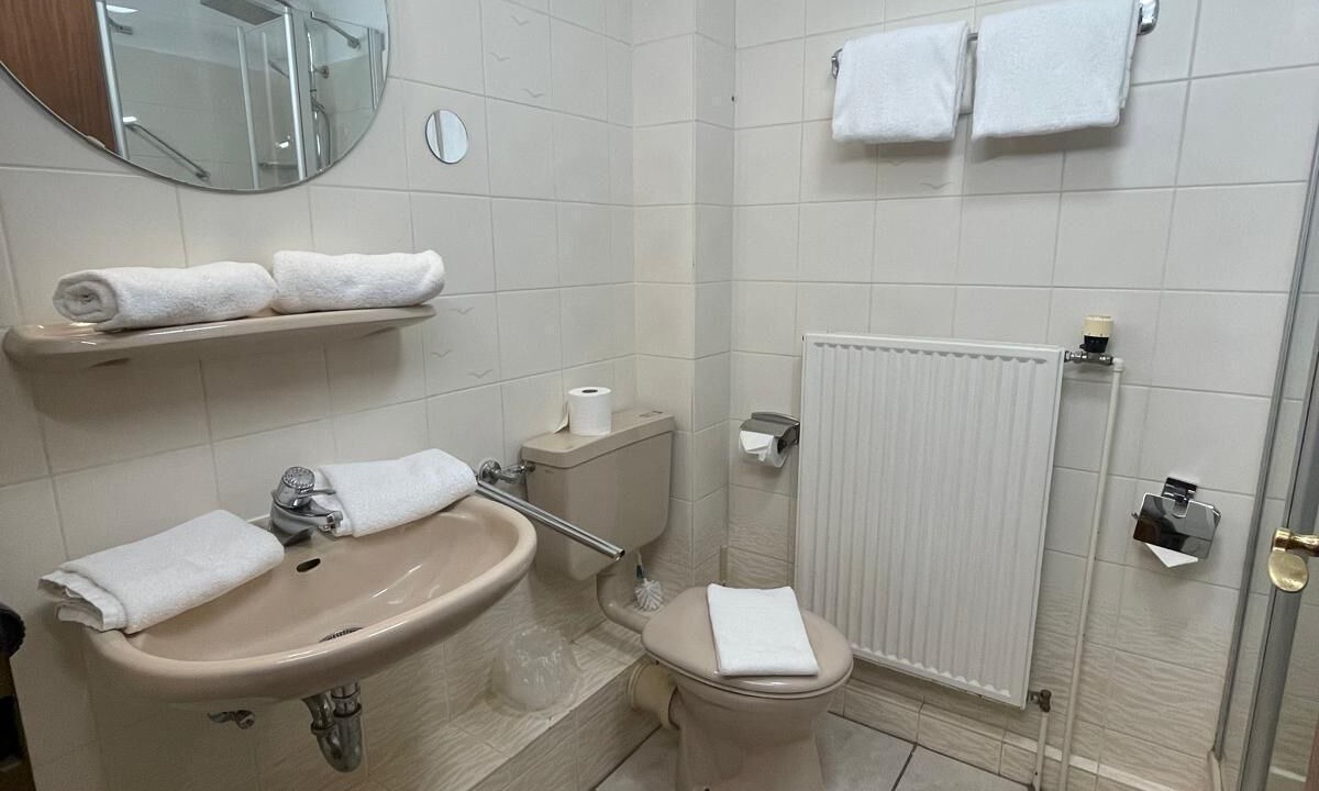 Photo of Bathroom in Tinnum