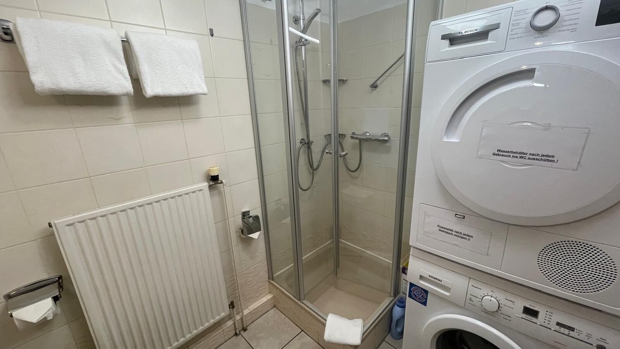 Photo of Bathroom in Tinnum
