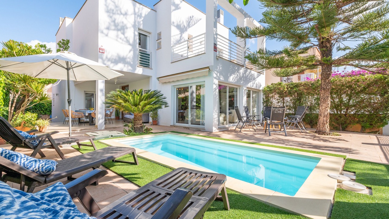 Photo of Outdoor in Les Meravelles