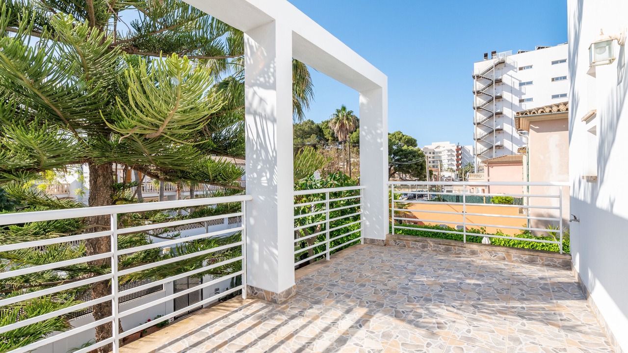 Photo of Outdoor in Les Meravelles