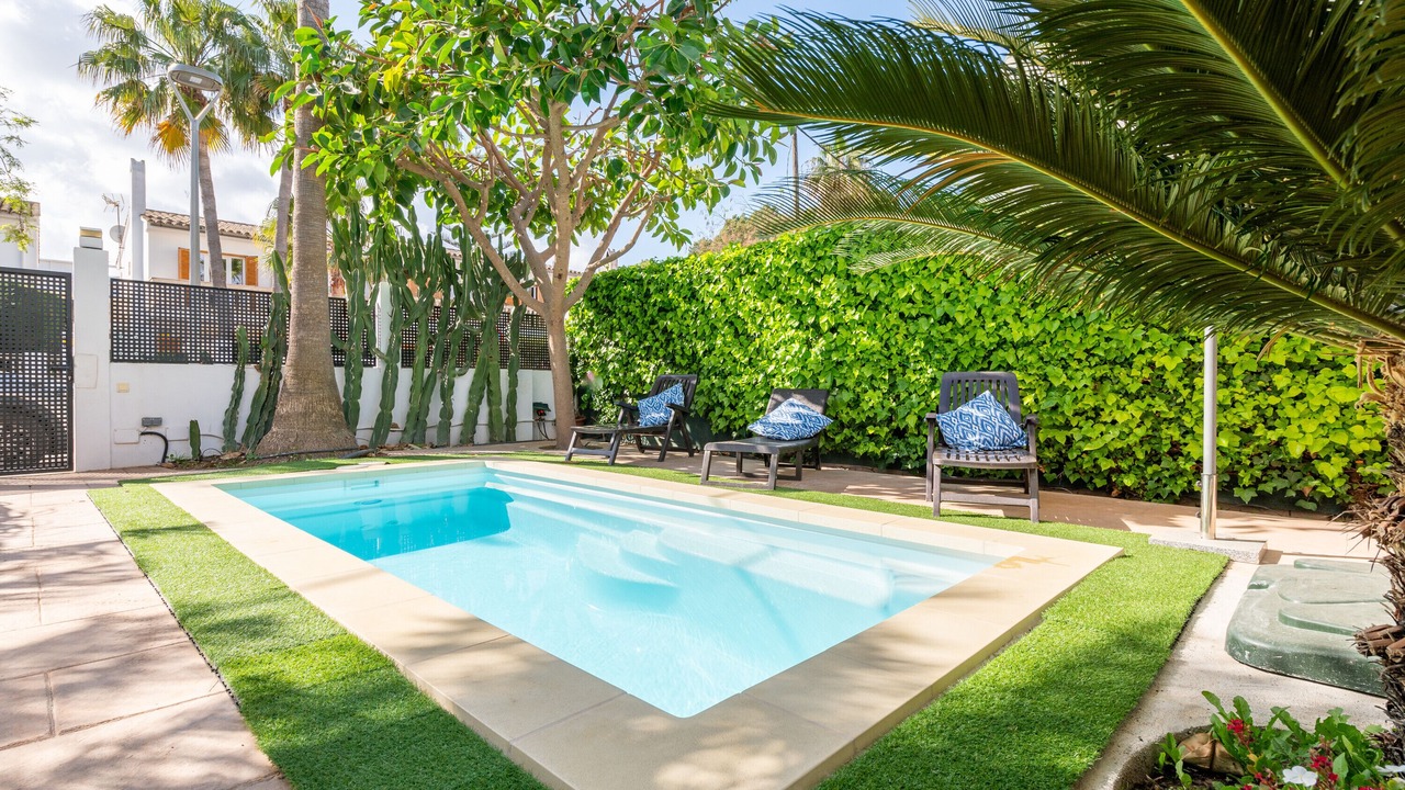 Photo of Outdoor in Les Meravelles