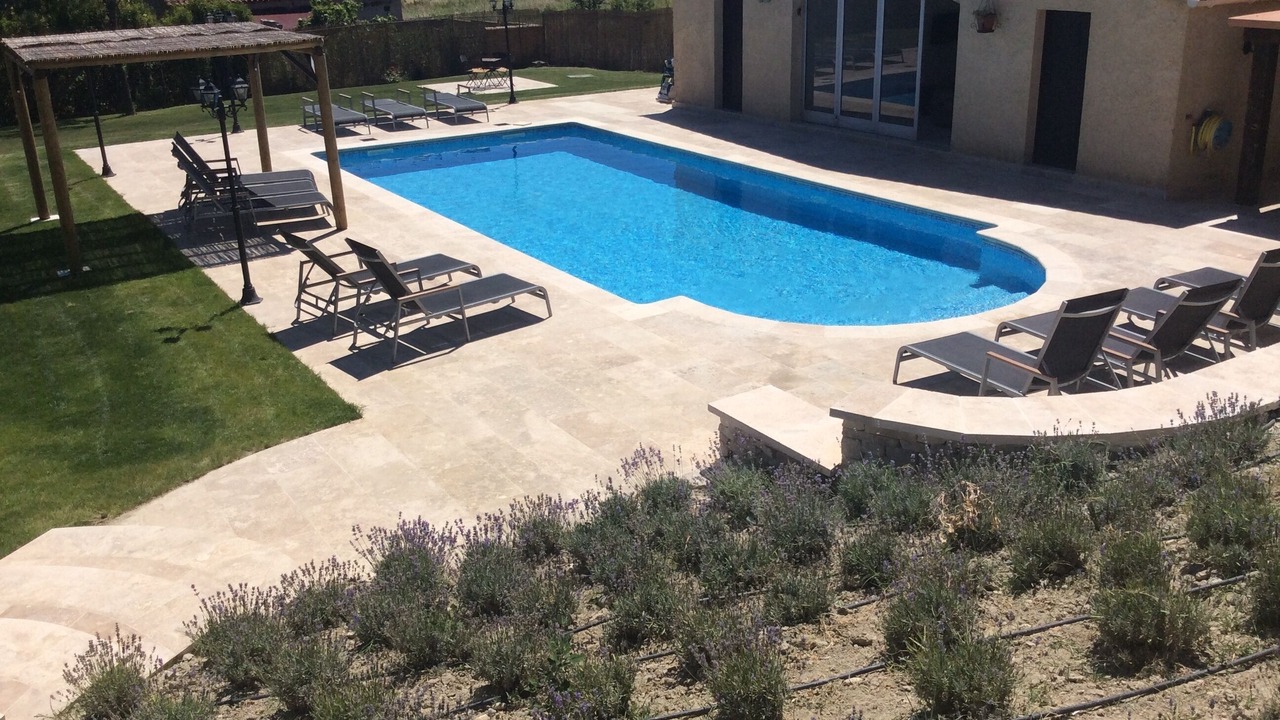 Photo of Outdoor in Caumont-sur-Durance