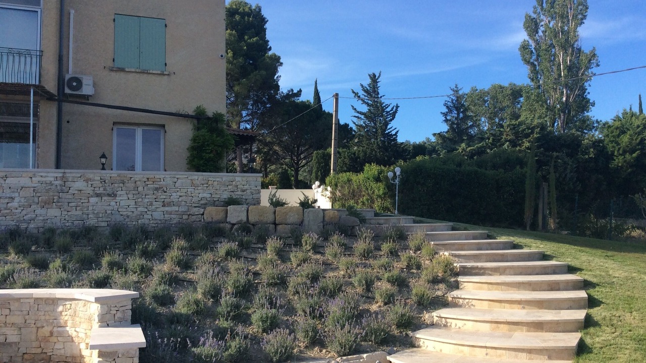 Photo of Outdoor in Caumont-sur-Durance