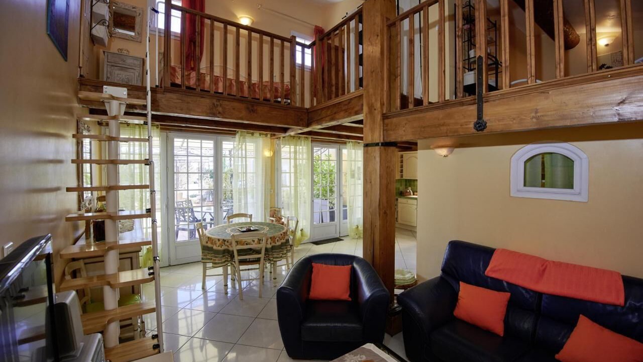 Photo of Livingroom in Arles