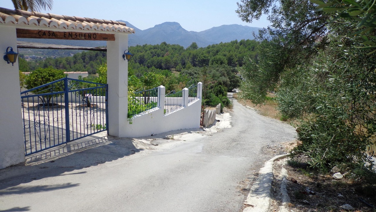 Photo of Outdoor in Jalon