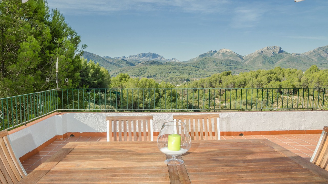 Photo of Outdoor in Jalon