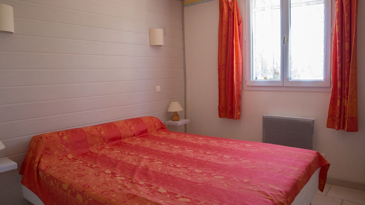 Photo of Bedroom in Bonnieux
